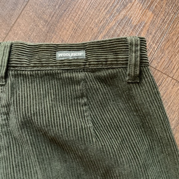 Woolrich. Corduroy Pants. Hunter green. Size 8- runs like a 6 - Picture 6 of 6